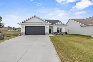 3117 Lazy Oak Ct, Green Bay, WI 54311 - Photo 1