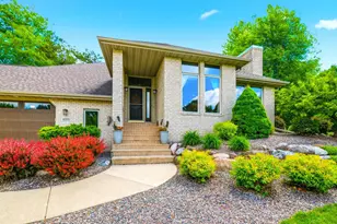 4000 Buckeye Way, Green Bay, WI 54311 - Photo 3