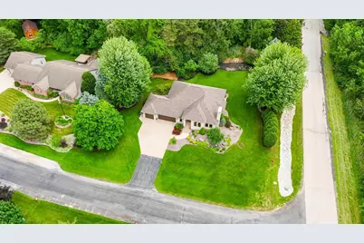 4000 Buckeye Way, Green Bay, WI 54311 - Photo 5
