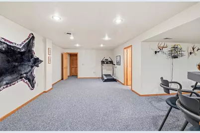 4000 Buckeye Way, Green Bay, WI 54311 - Photo 33