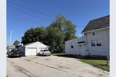1017 N Webster Avenue, Green Bay, WI 54302 - Photo 3