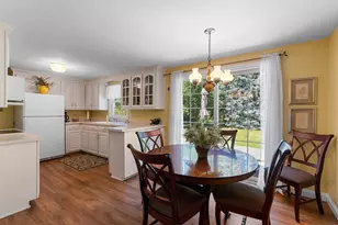 1430 Oak Ridge Dr, Green Bay, WI 54304 - Photo 21