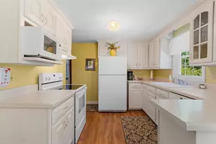 1430 Oak Ridge Dr, Green Bay, WI 54304 - Photo 23