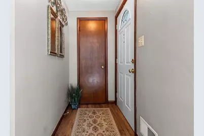 1430 Oak Ridge Drive, Green Bay, WI 54304 - Photo 17