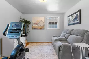 1430 Oak Ridge Dr, Green Bay, WI 54304 - Photo 31