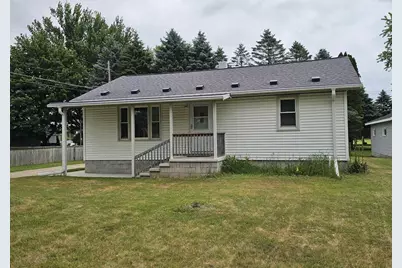 817 High Street, Wild Rose, WI 54984 - Photo 1