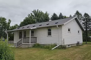 817 High St, Wild Rose, WI 54984 - Photo 47