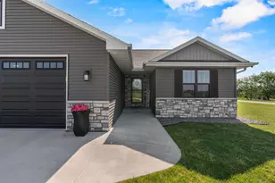 6636 Rustic Oaks Dr, Winneconne, WI 54986 - Photo 3