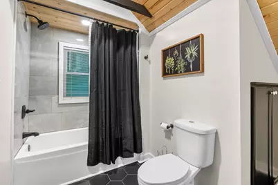 1340 Cambridge Avenue, Oshkosh, WI 54902 - Photo 21