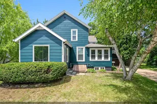 1340 Cambridge Ave, Oshkosh, WI 54902 - Photo 1