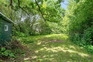 1340 Cambridge Ave, Oshkosh, WI 54902 - Photo 29
