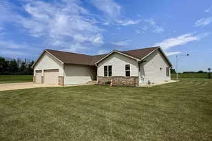 8388 Moeser Ln, Larsen, WI 54947 - Photo 3