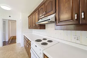 1024 W Hosmer St, Marinette, WI 54143 - Photo 9