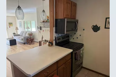 1755 Maricopa Drive #B, Oshkosh, WI 54904 - Photo 5