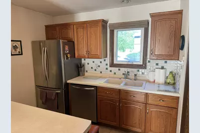 1755 Maricopa Drive #B, Oshkosh, WI 54904 - Photo 3