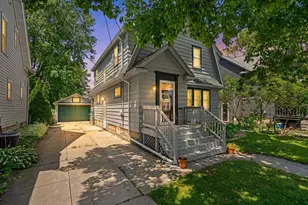 59 Bowen St, Oshkosh, WI 54901 - Photo 1