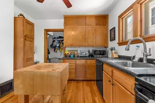 59 Bowen St, Oshkosh, WI 54901 - Photo 3