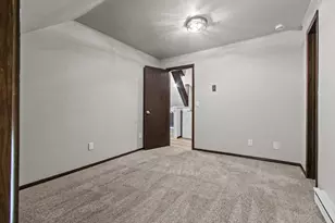 1903 E Apple Creek Rd, Appleton, WI 54913 - Photo 13