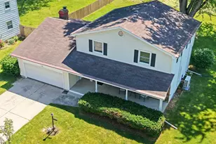 406 St Jude St, Green Bay, WI 54303 - Photo 3