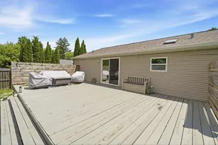 643 S Mill St, Hortonville, WI 54944 - Photo 25