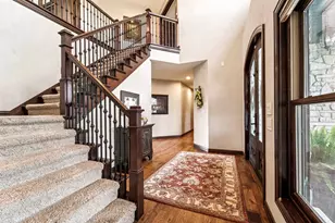 W9071 Black Otter Ct, Hortonville, WI 54944 - Photo 5