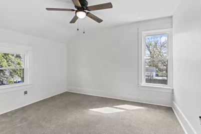 29 W Tennessee Avenue, Oshkosh, WI 54901 - Photo 15