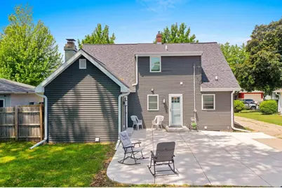 714 N Locust Street, Green Bay, WI 54303 - Photo 9