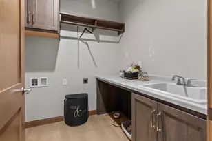 266 E Sweetwater Way, Appleton, WI 54913 - Photo 57