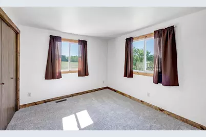 4886 Ostrenga Lane, Oconto Falls, WI 54154 - Photo 15