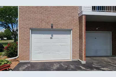 1807 Ridgeway Drive #38, De Pere, WI 54115 - Photo 3