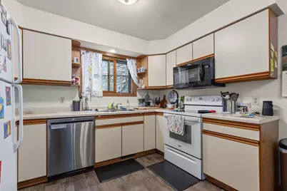 3735 Western Court, Oshkosh, WI 54901 - Photo 7