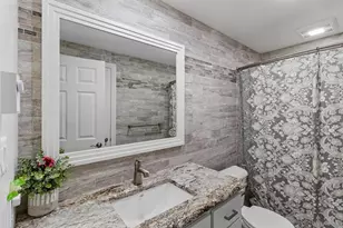 2447 Parkwood Dr, Green Bay, WI 54304 - Photo 33