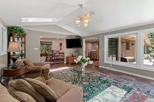 2447 Parkwood Dr, Green Bay, WI 54304 - Photo 17