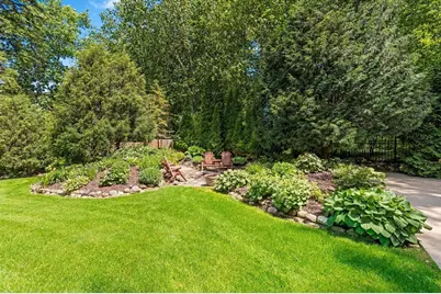 2447 Parkwood Drive, Green Bay, WI 54304 - Photo 51