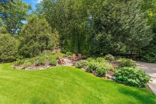 2447 Parkwood Dr, Green Bay, WI 54304 - Photo 51