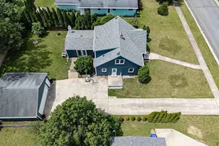 207 Crescent Dr, Neenah, WI 54956 - Photo 55