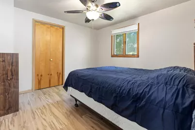 335 Front Street, Pulaski, WI 54162 - Photo 17