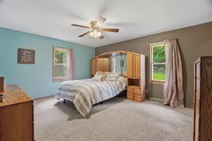 W7719 Chelen Ridge Dr, Van Dyne, WI 54979 - Photo 19