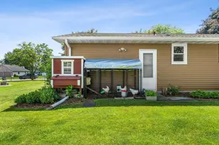 1639 Colony Dr, De Pere, WI 54115 - Photo 13
