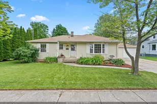 841 Sheboygan St, Menasha, WI 54952 - Photo 1