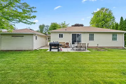 841 Sheboygan Street, Menasha, WI 54952 - Photo 3