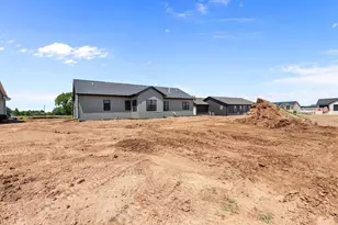 N9274 Homestead Ln, Appleton, WI 54915 - Photo 43