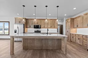 N9274 Homestead Ln, Appleton, WI 54915 - Photo 5