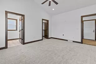 N9274 Homestead Ln, Appleton, WI 54915 - Photo 31
