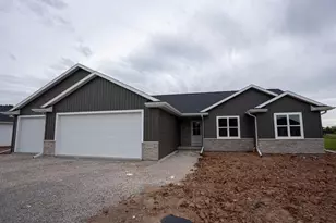 W5890 Edgewood Dr, Menasha, WI 54952 - Photo 41