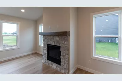 W5890 Edgewood Drive, Menasha, WI 54952 - Photo 29
