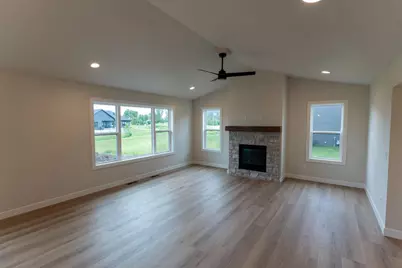 W5890 Edgewood Drive, Menasha, WI 54952 - Photo 23