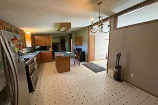 W12628 Leopolis Rd, Leopolis, WI 54948 - Photo 7