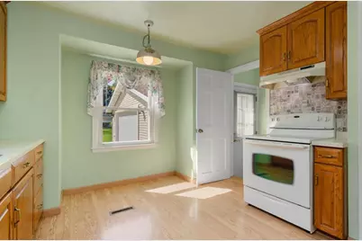 833 N Buchanan Street, Green Bay, WI 54303 - Photo 11