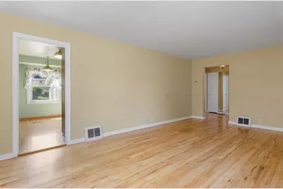833 N Buchanan Street, Green Bay, WI 54303 - Photo 9
